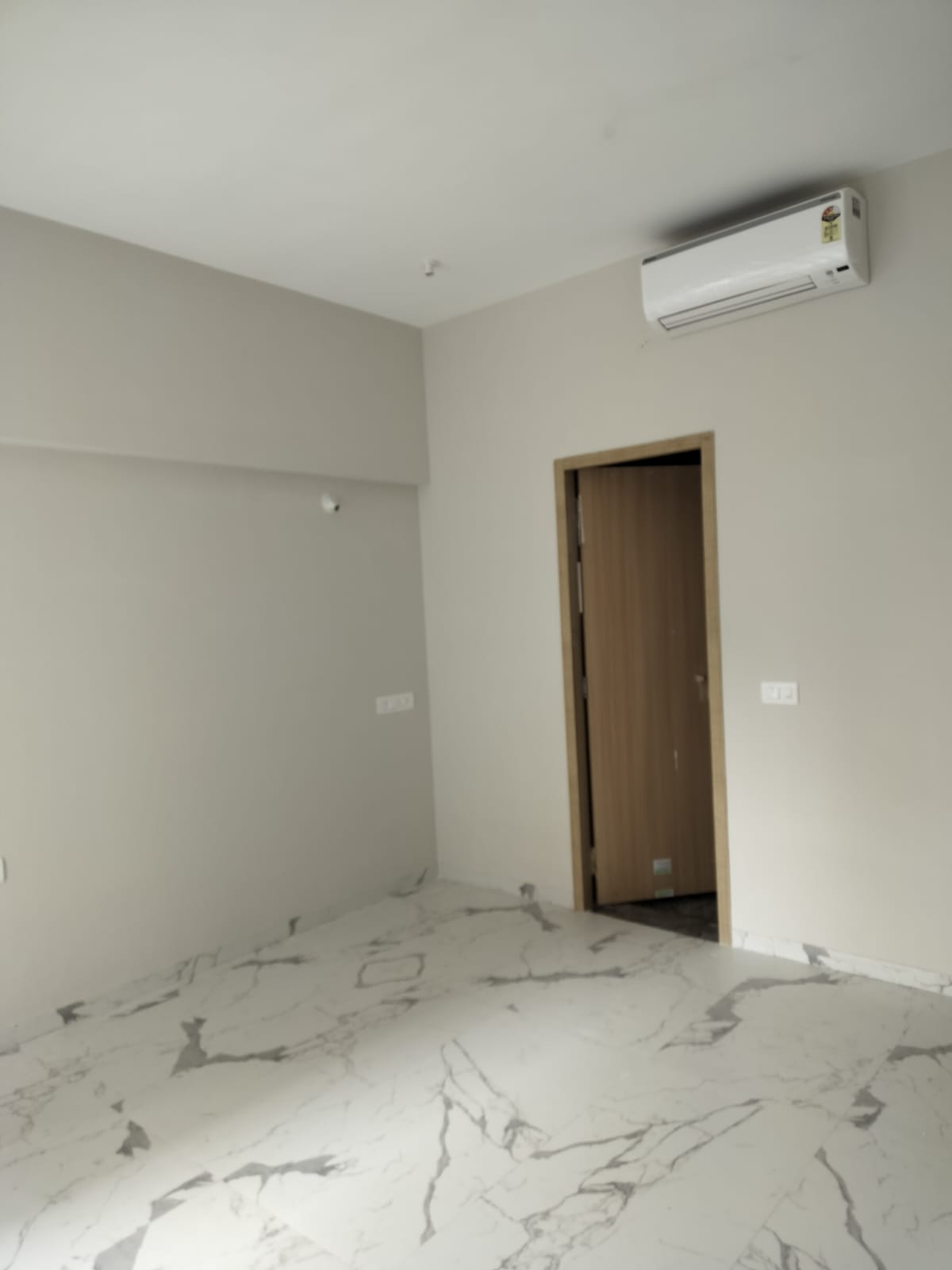 Brand new 3BHK for sell in Baner pashan link road