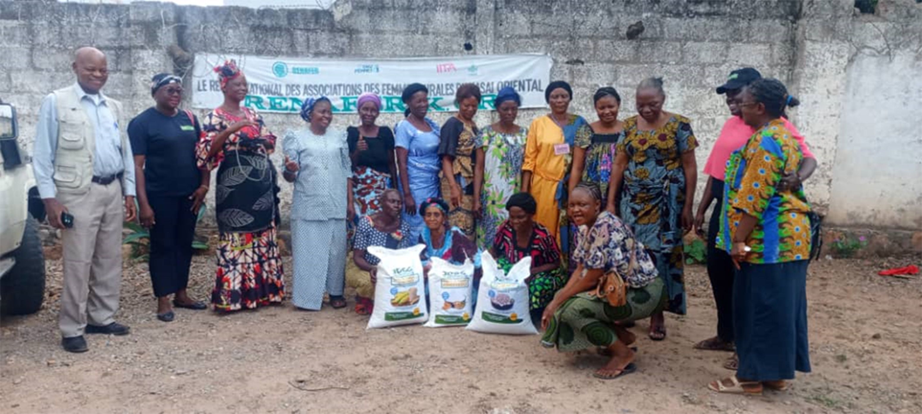 LES ASSOCIATIONS ET PME, ACTEURS DE DEVELOPPEMENT AUTOUR DES SITES DU PROJET D’INFRASTRUCTURES SOCIO ECONOMIQUE DE LA REGION DU CENTRE