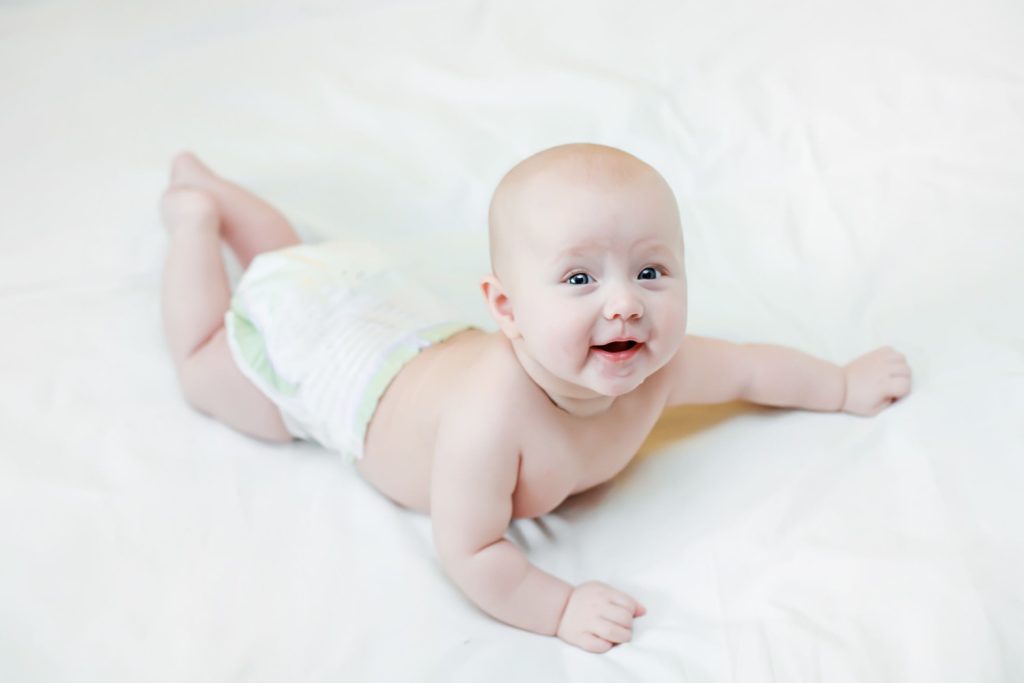 Head Banging in Babies - Is it Normal and How To Deal With It? - Being ...