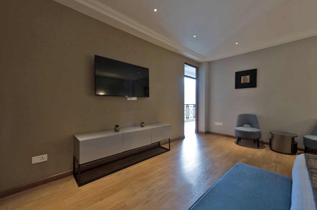 LUXURY ROOM WITH BALCONY thumb