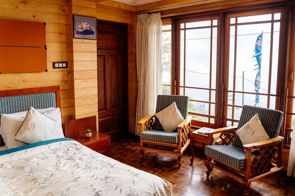FAMILY VIEW ROOMS thumb