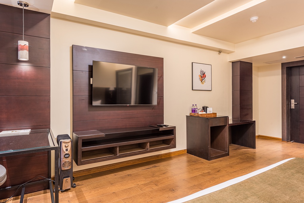 KANCHENJUNGA SUITES WITH BALCONY
