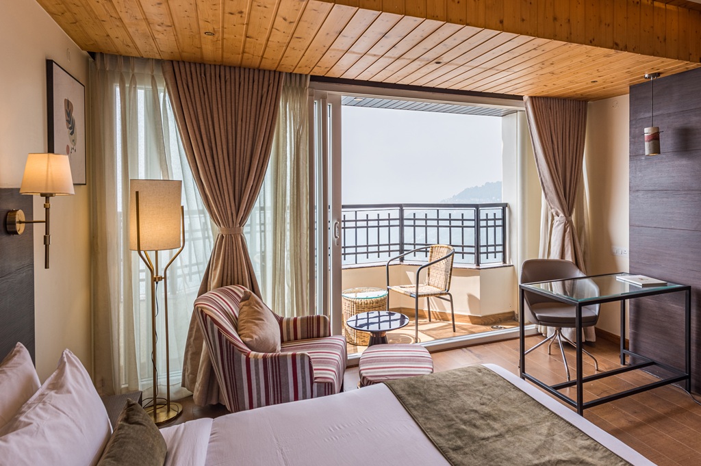KANCHENJUNGA SUITES WITH BALCONY thumb