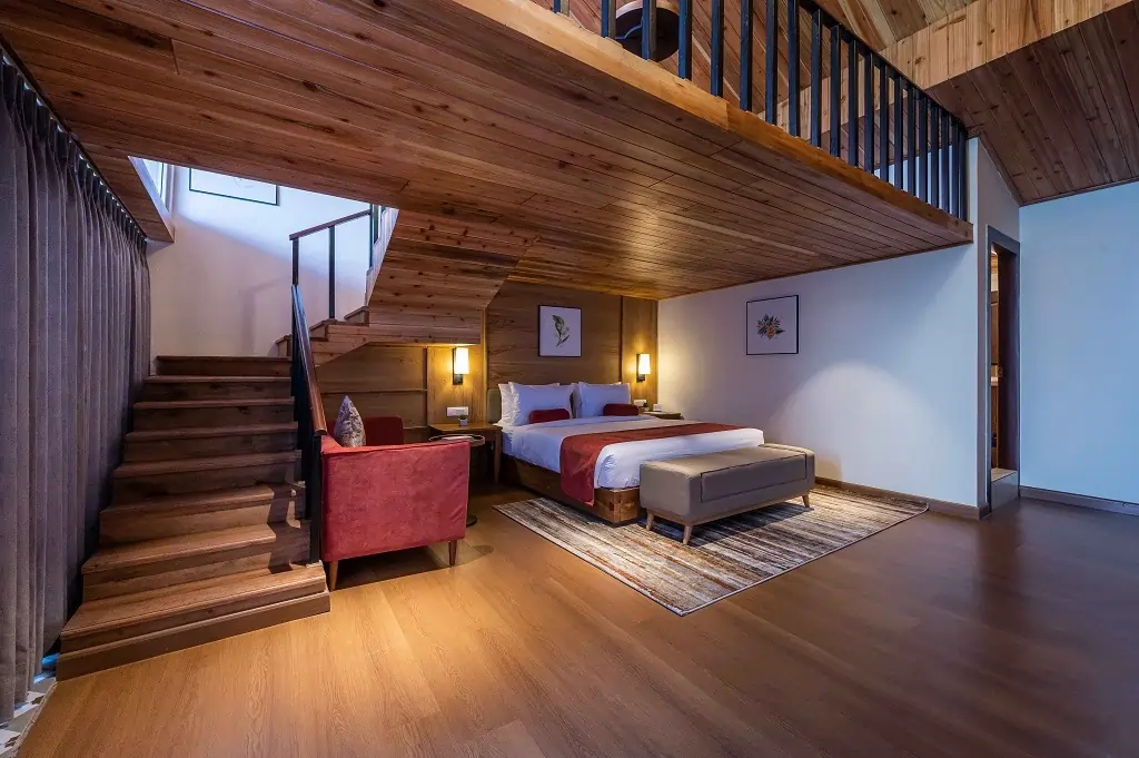 DUPLEX VIEW ROOMS WITH BALCONY