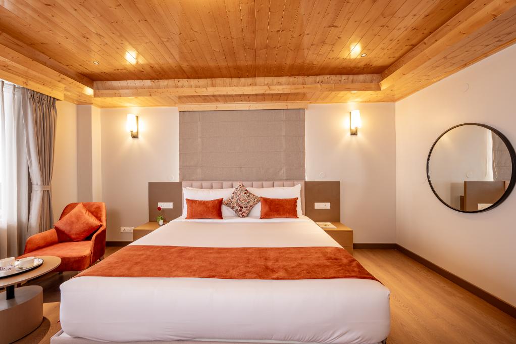  LUXURY ATTIC VIEW ROOM WITH BALCONY thumb