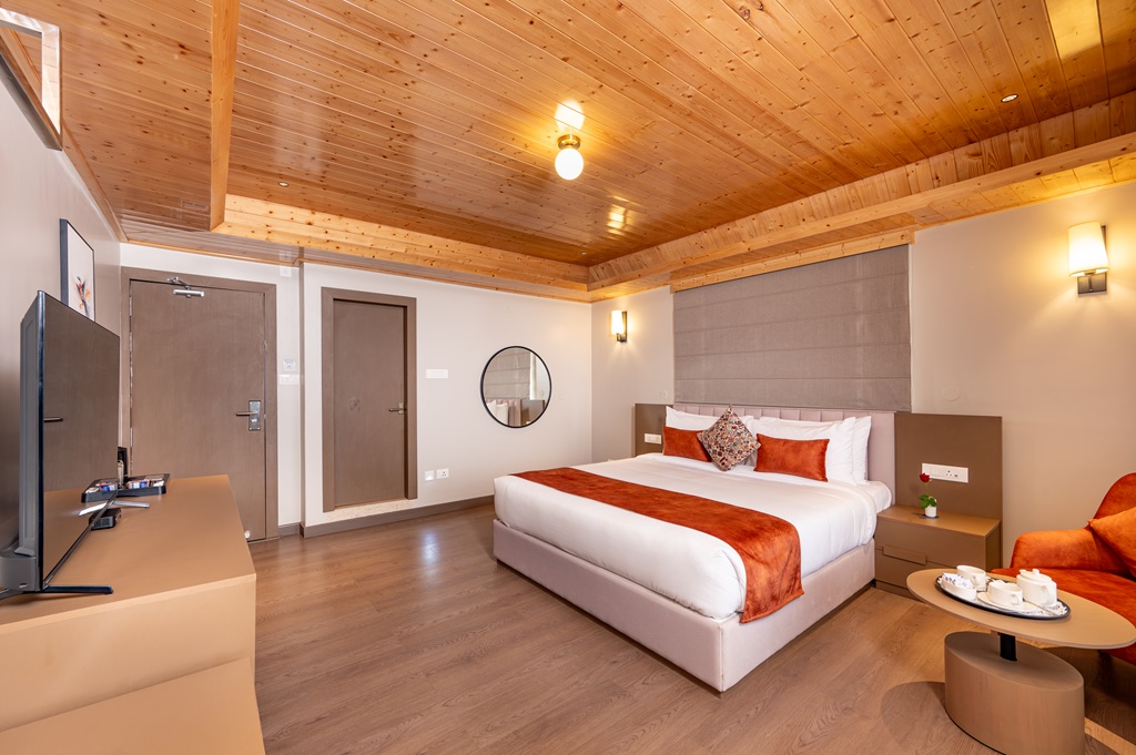 PREMIUM VIEW ROOM thumb