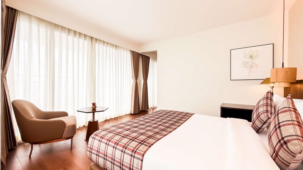 LUXURY FAMILY VIEW ROOM WITH BALCONY