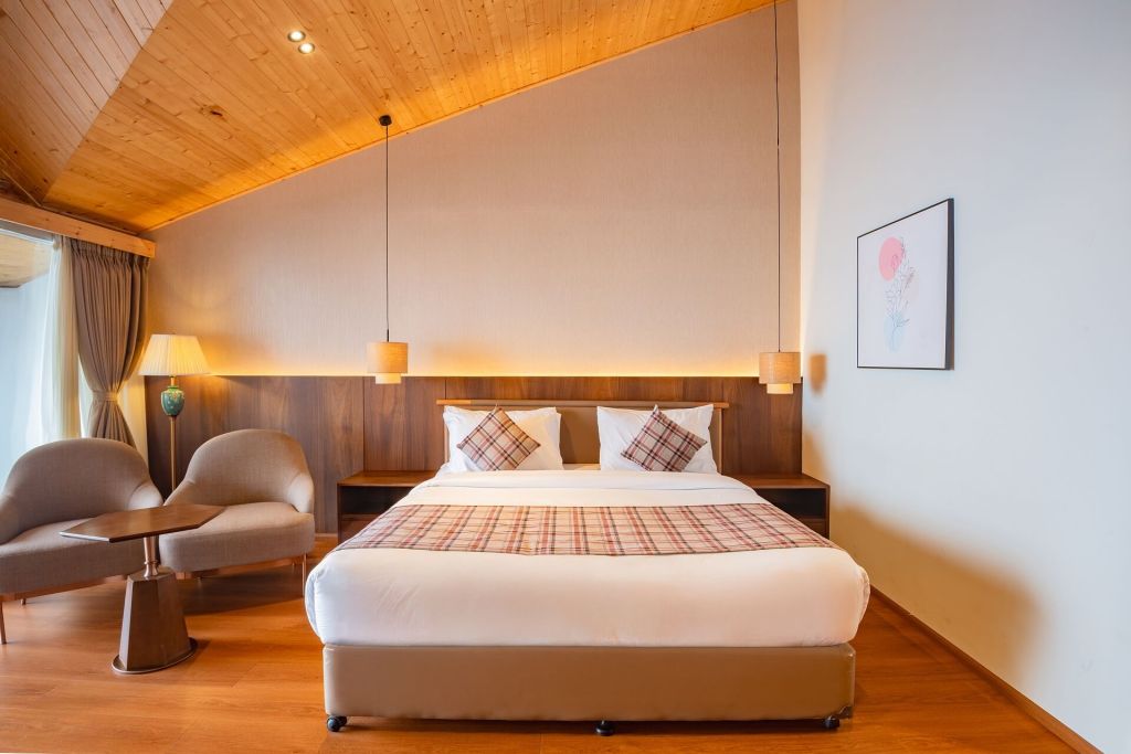 ATTIC VIEW ROOM WITH BALCONY thumb