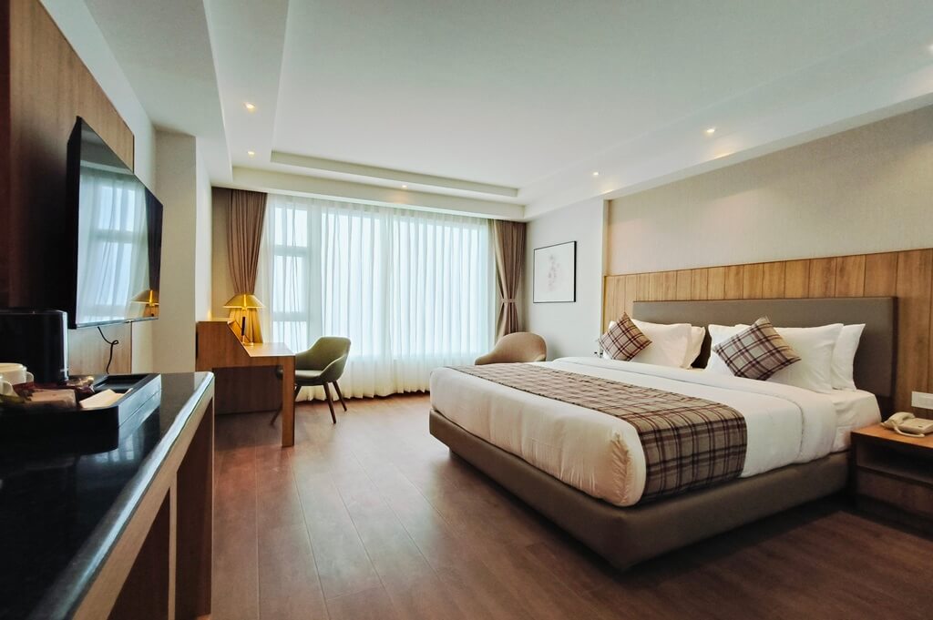 PREMIUM VIEW ROOM thumb