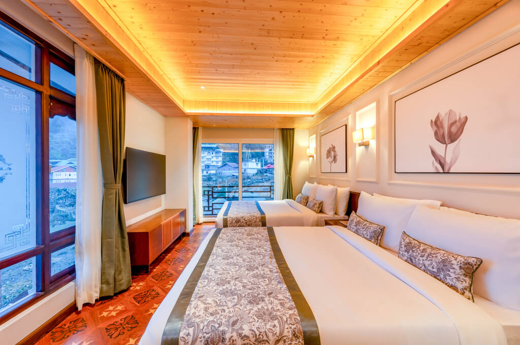  FAMILY VIEW ROOM WITH BALCONY