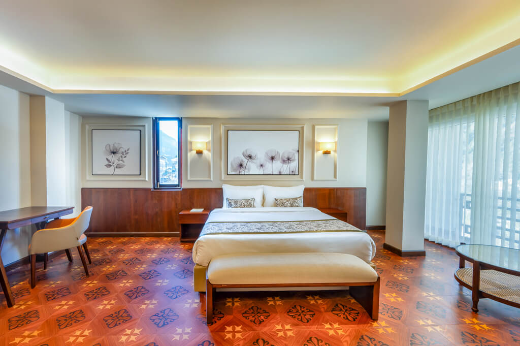  LUXURY PLUS VIEW ROOM WITH BALCONY