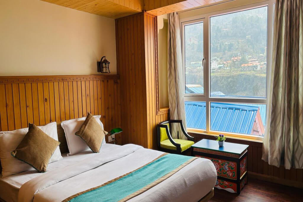 PREMIUM VIEW ROOM thumb