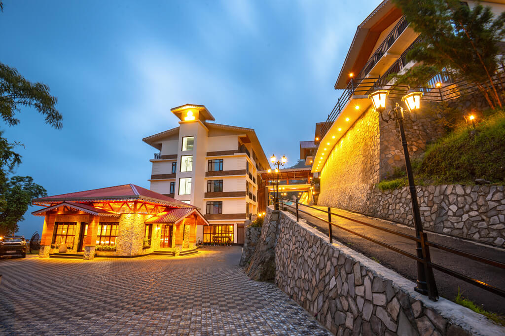 Udaan Yalley Resort & Spa thumb