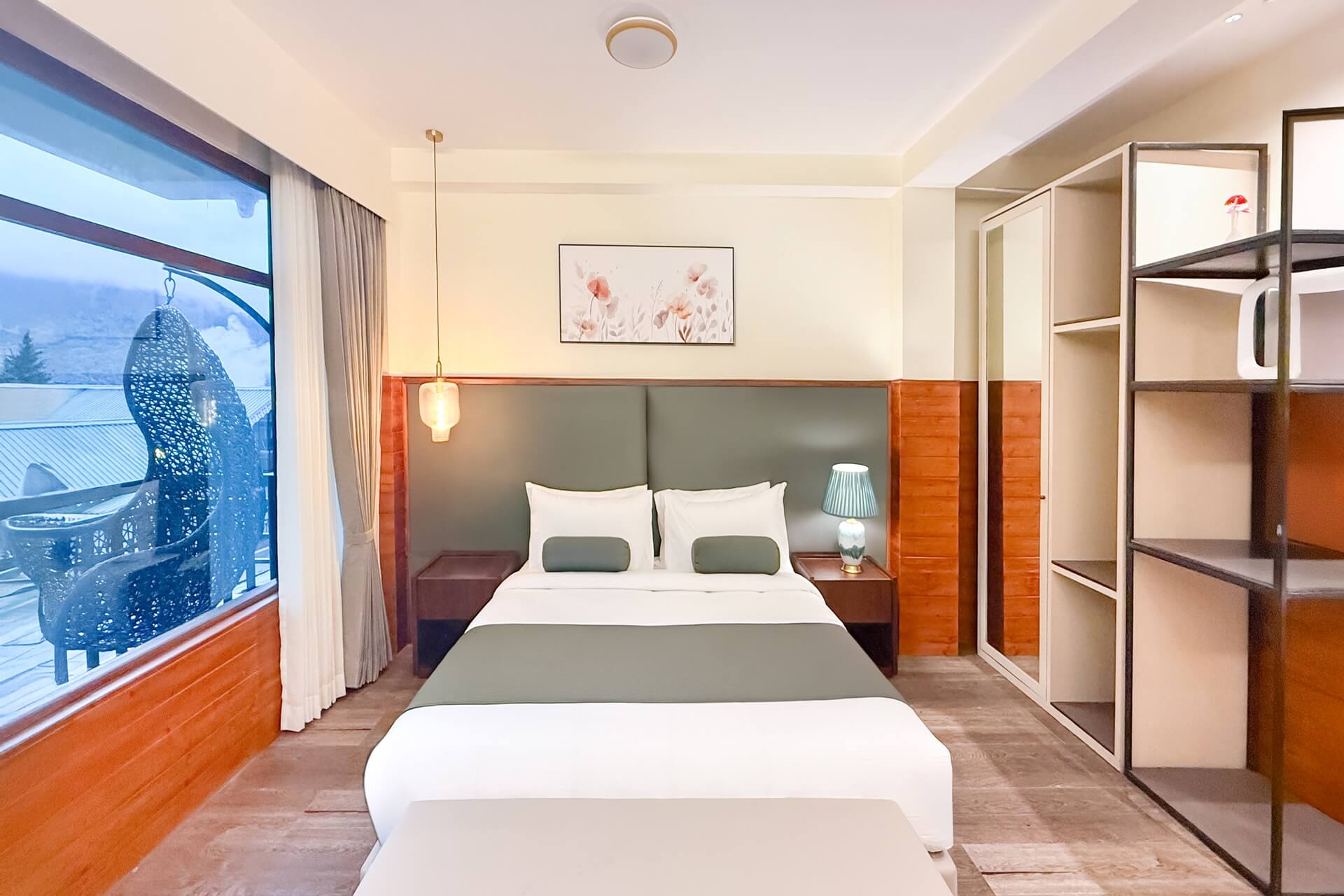 FAMILY VIEW ROOM WITH BALCONY thumb