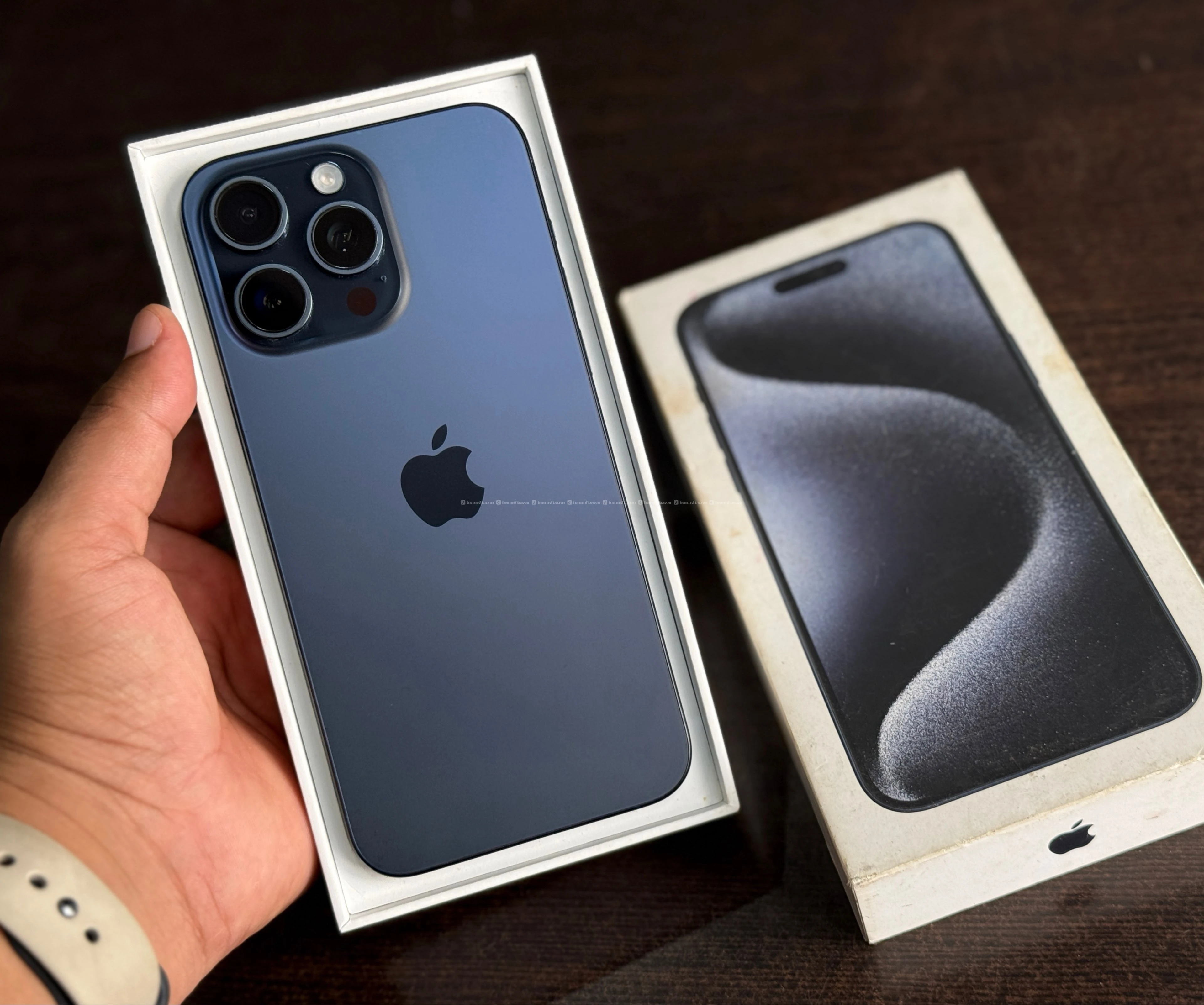 iPhone 15 Pro Max 256GB with box & accessories