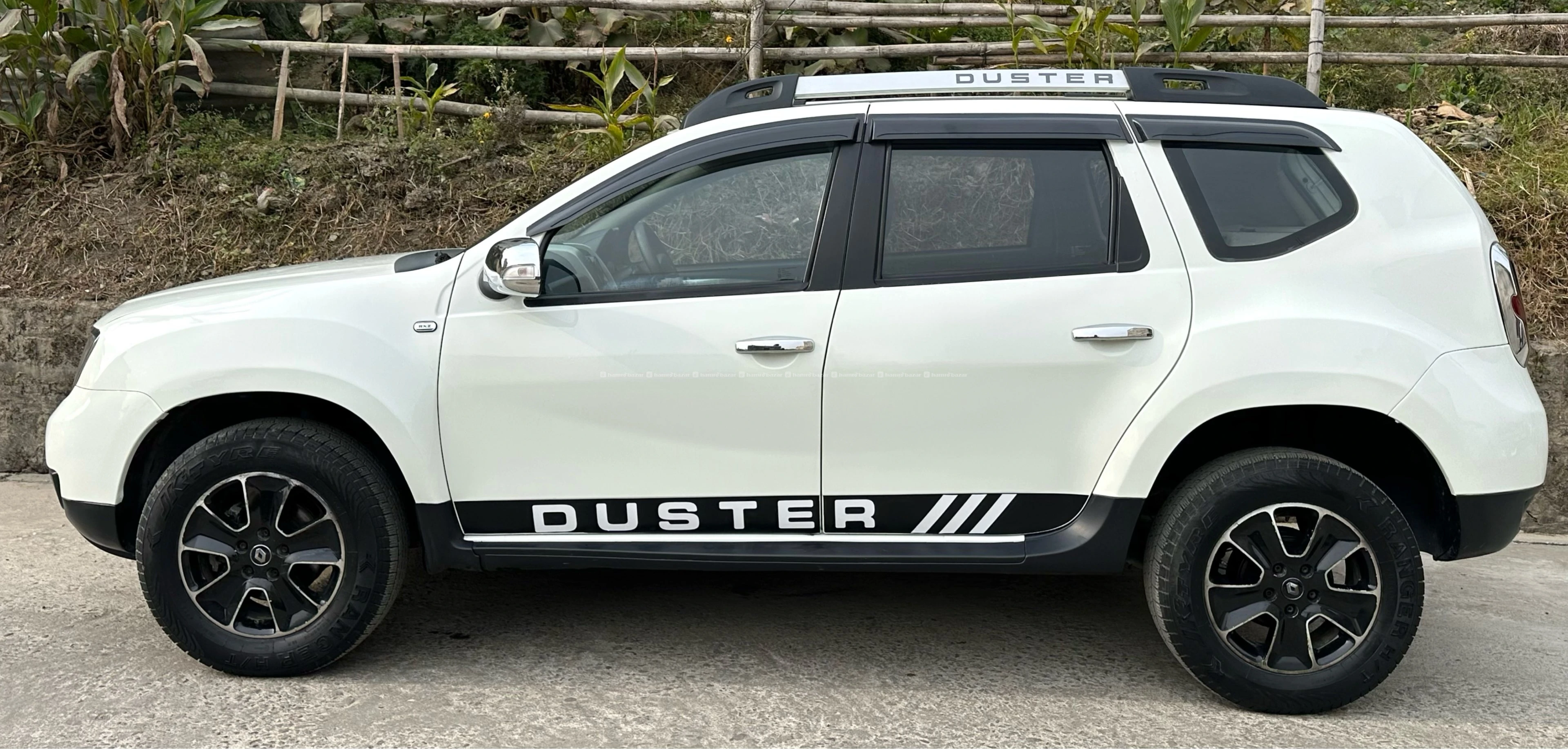 Renault Duster RXZ Auto 2016 model for sale 2