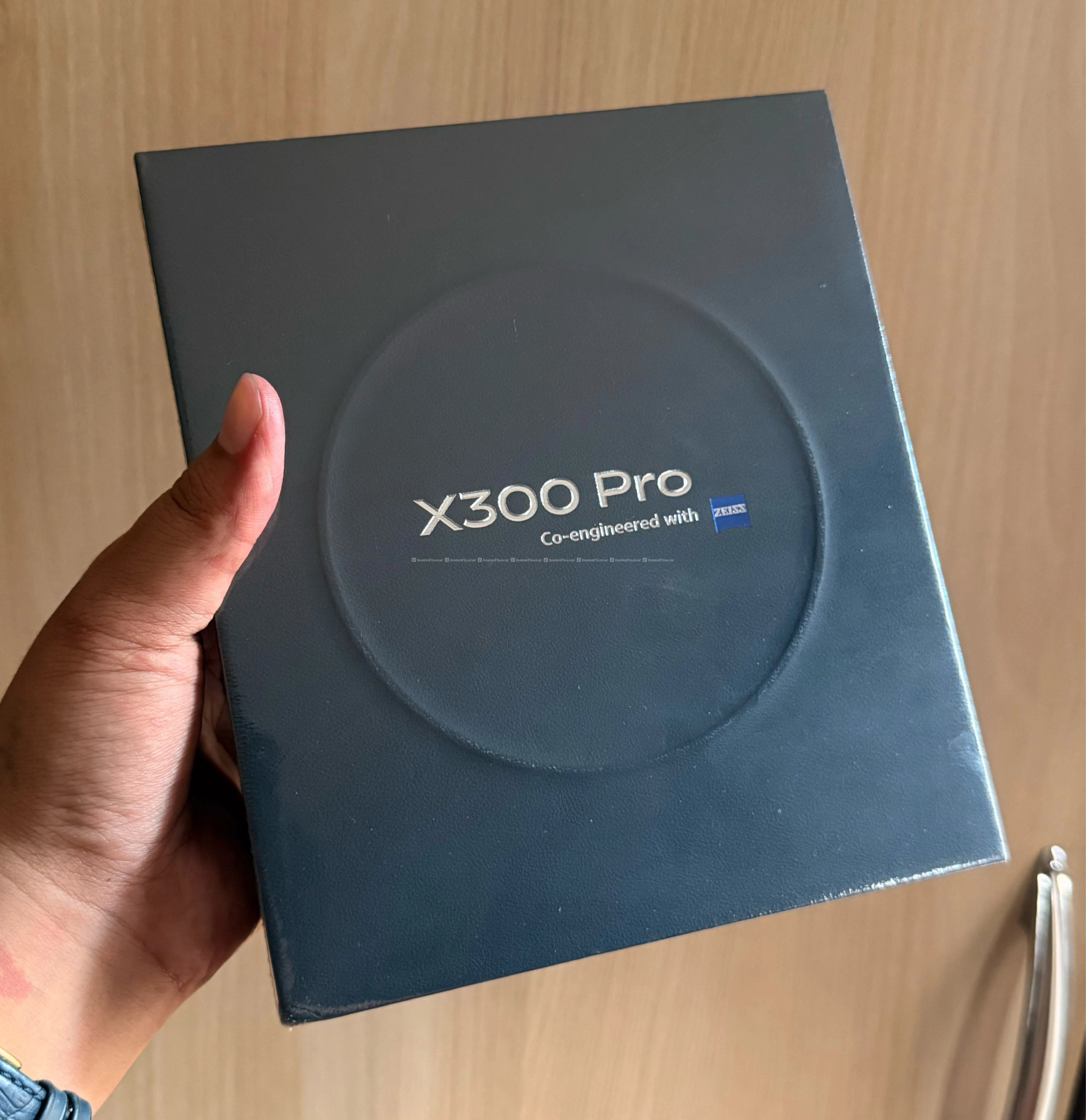 Vivo X300 pro Authorised seal new>Vivo X300 pro