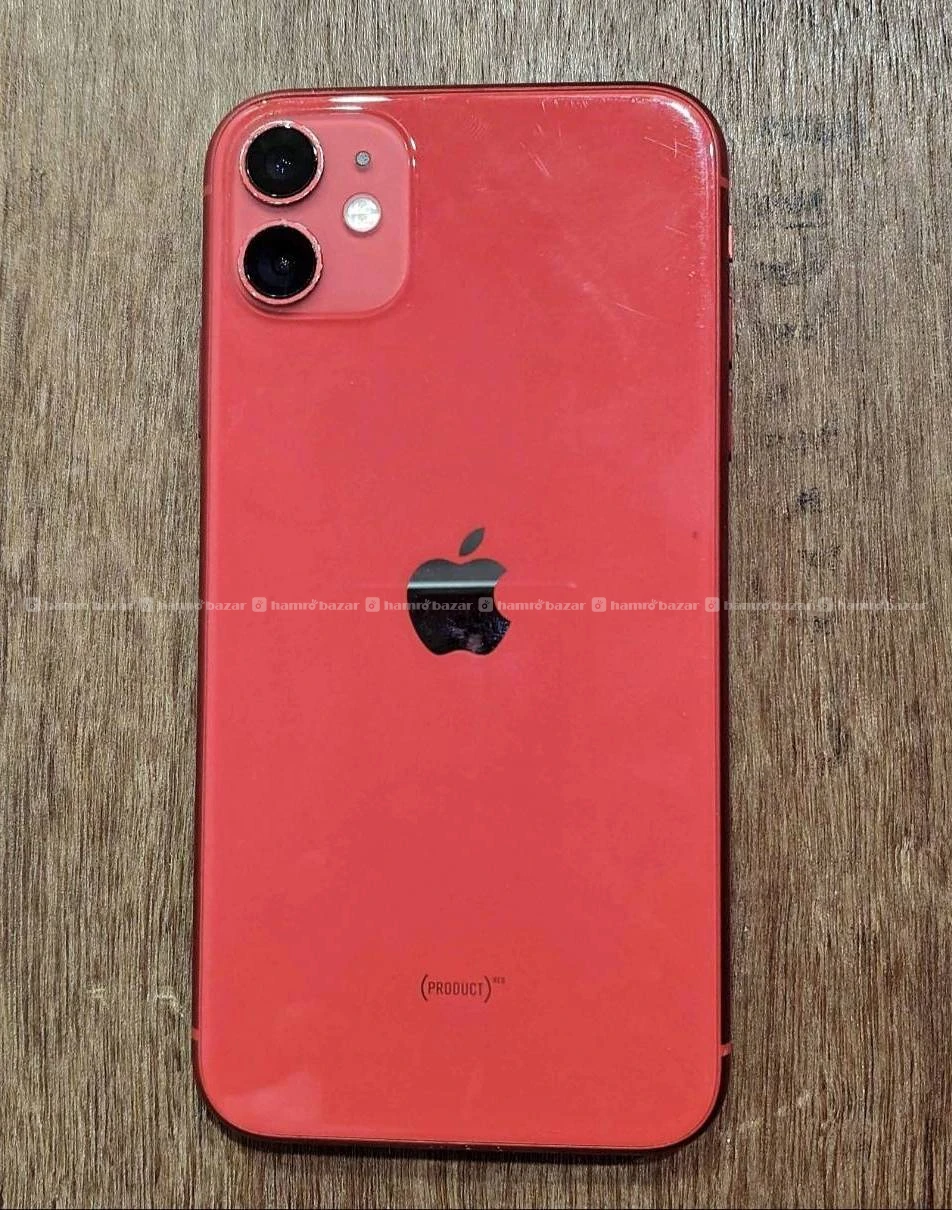 iPhone 11 3