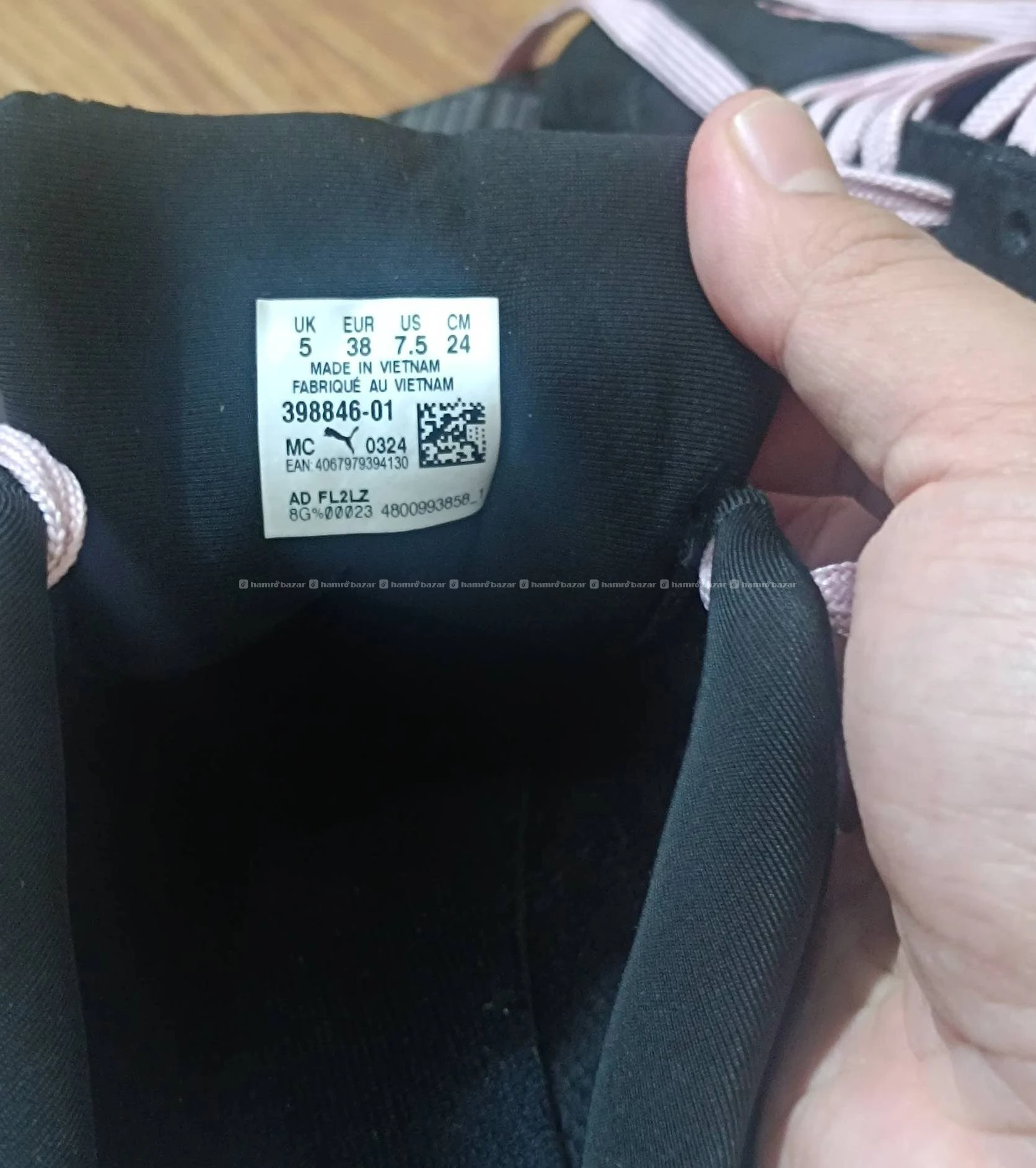 Pumaspeedcat black with pink line 2