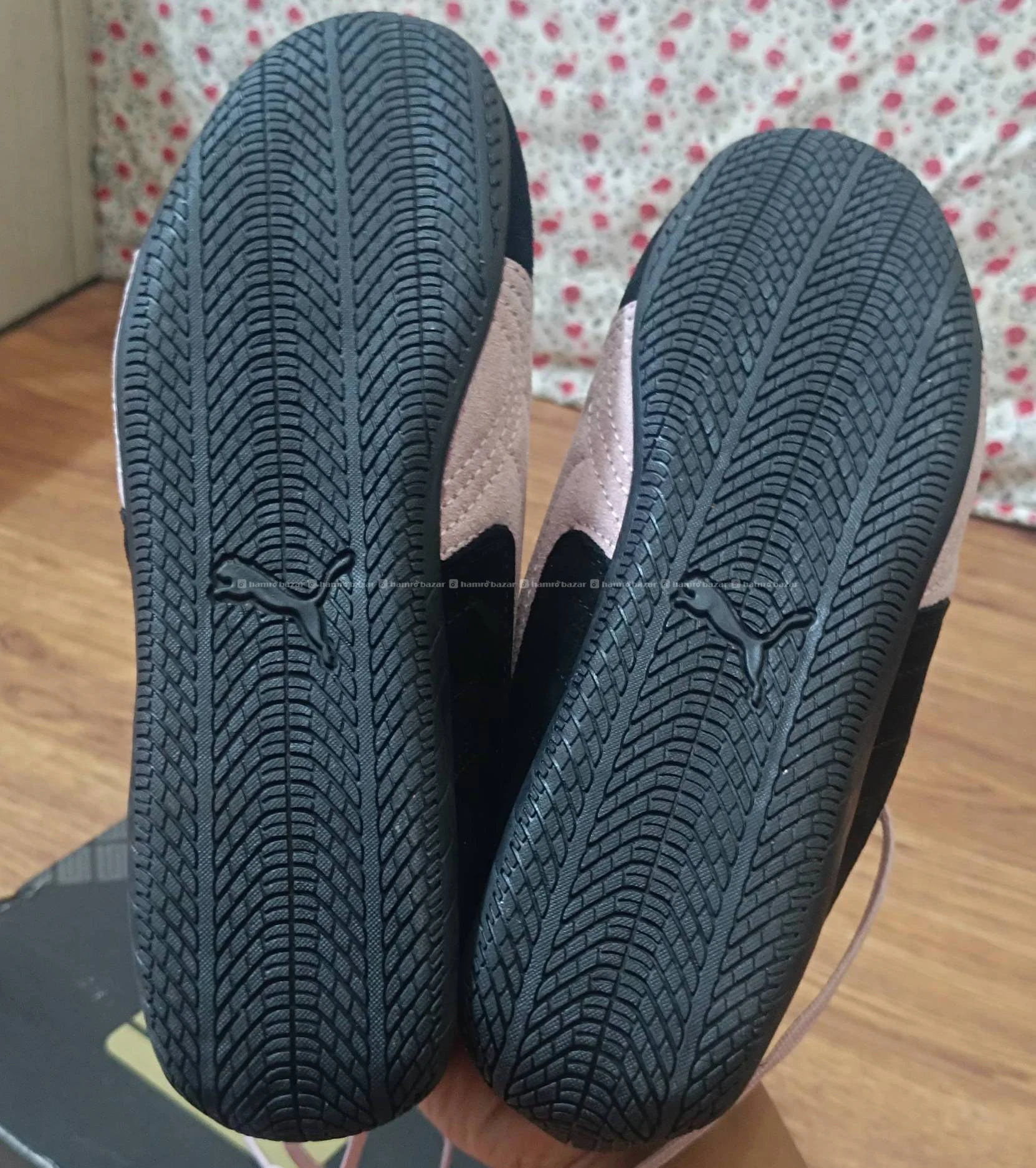 Pumaspeedcat black with pink line 4