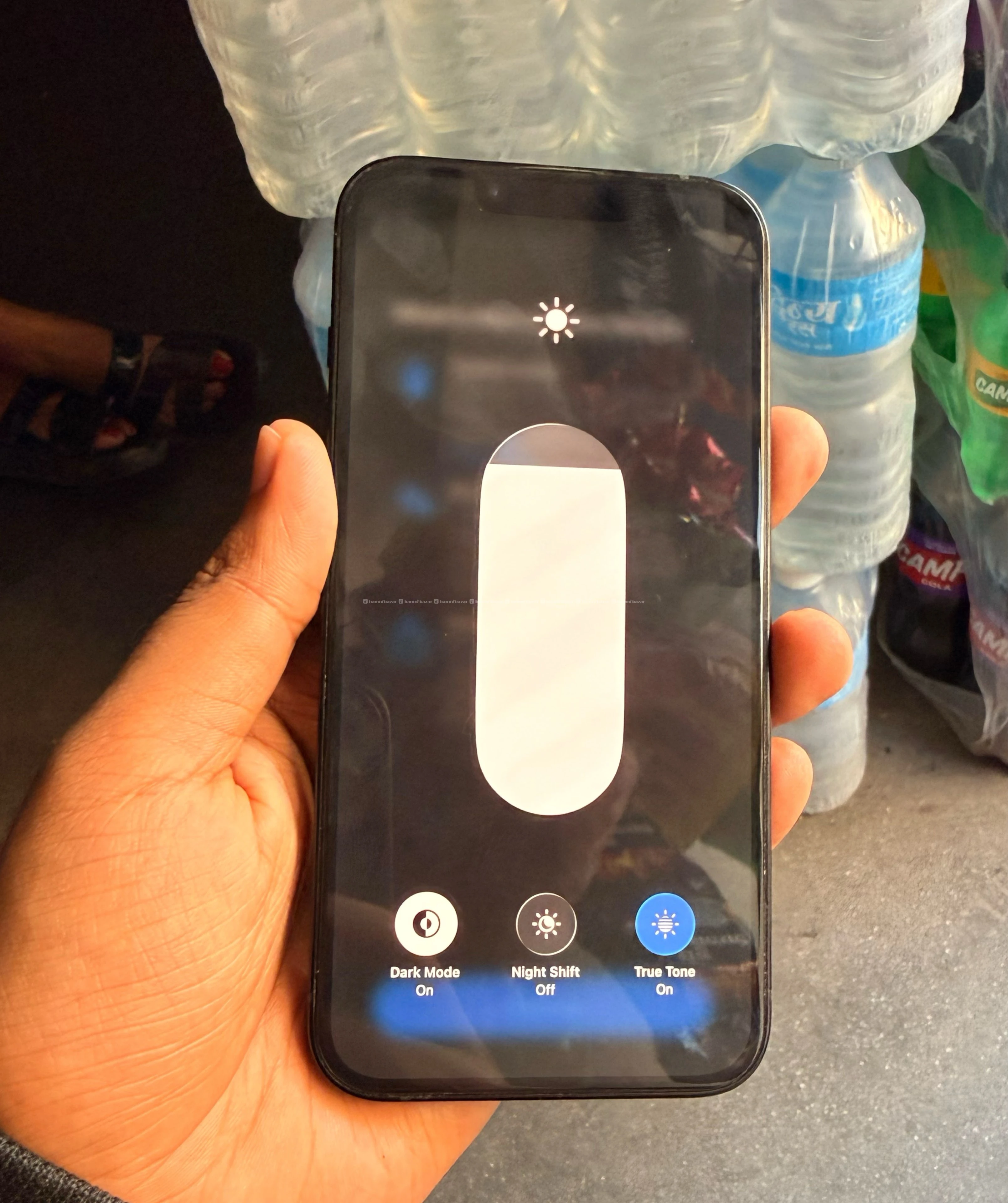 iPhone 16e 128 3