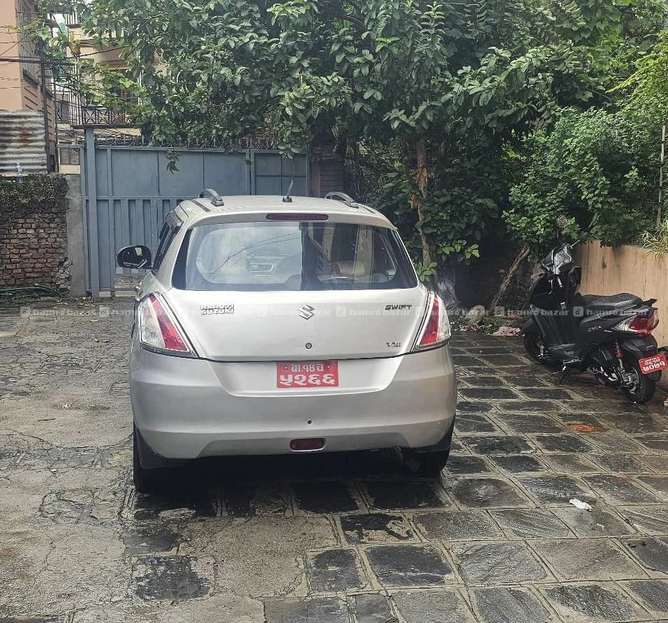 Maruti Suzuki Swift VXI 2016 6
