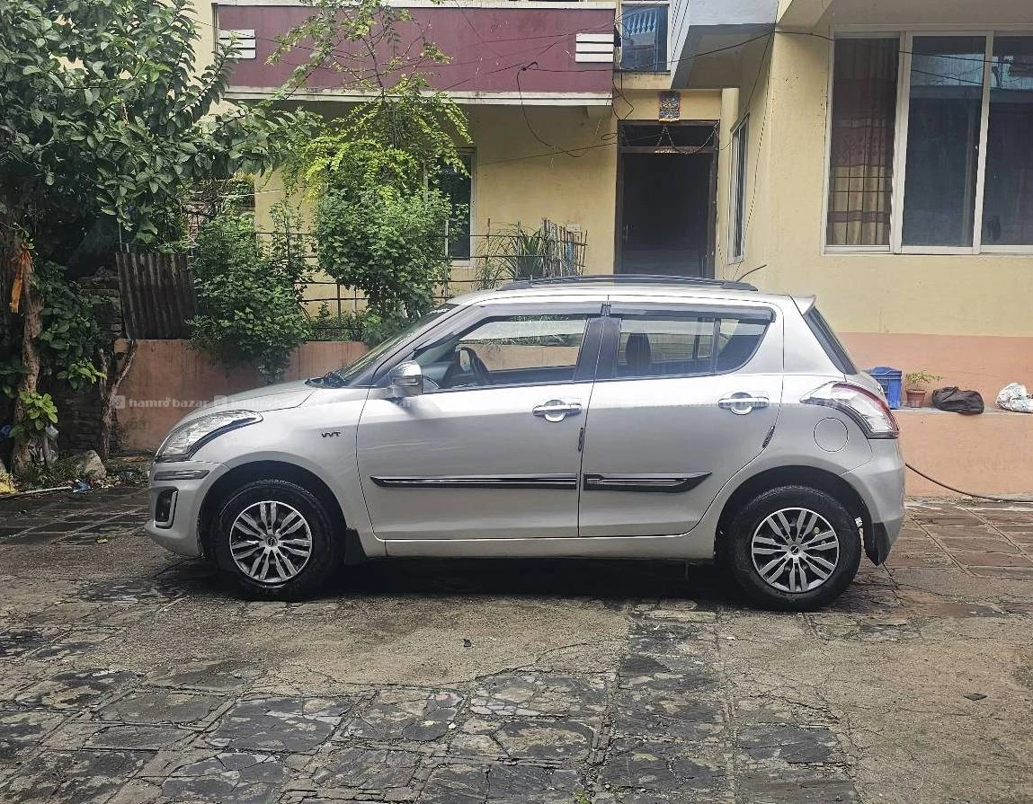 Maruti Suzuki Swift VXI 2016 7