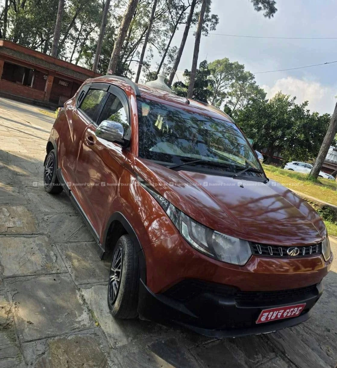 Mahindra kuv :k6 2016 model 
9818846575