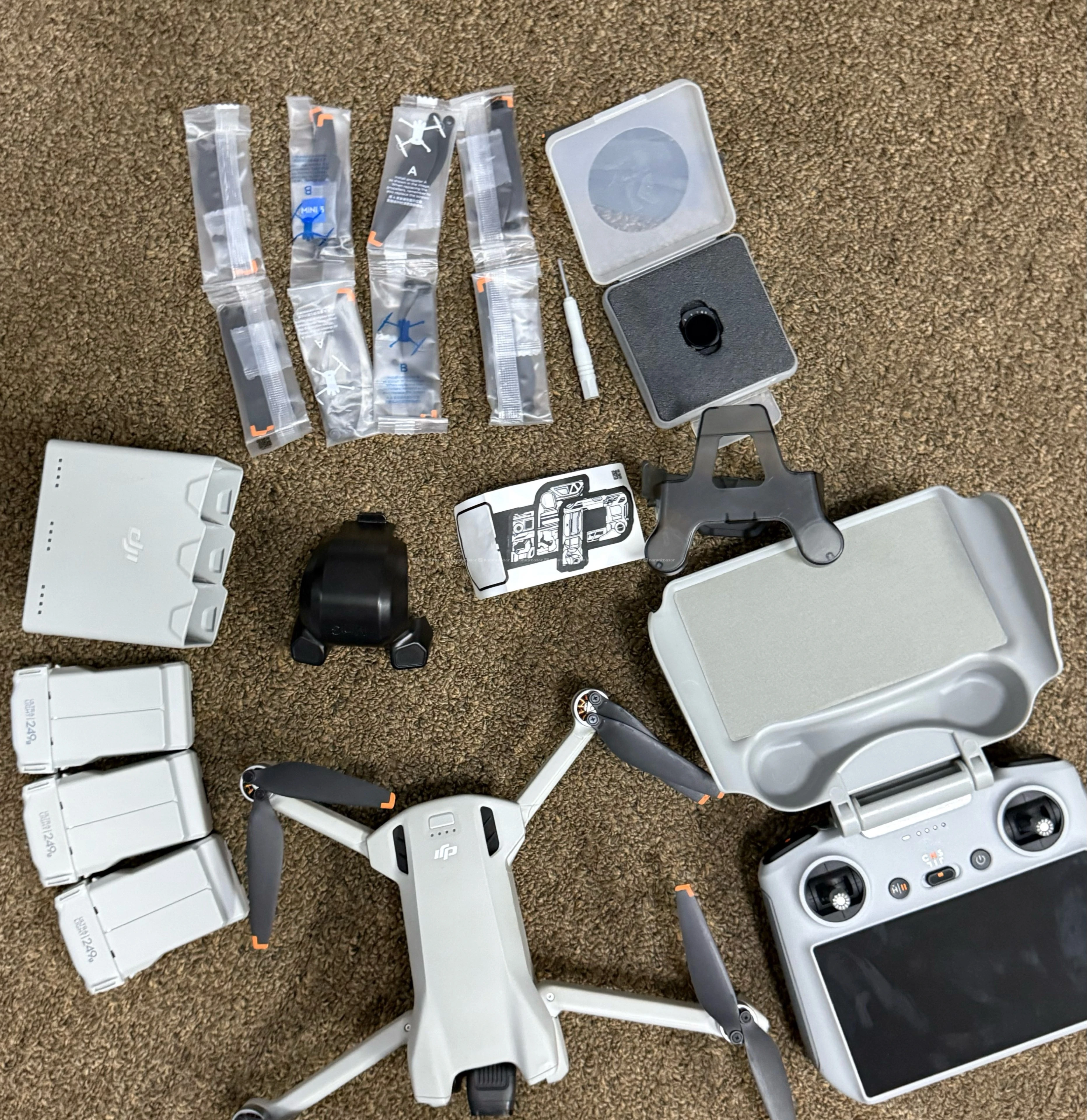 Mini 3 drone combo with accessories 2