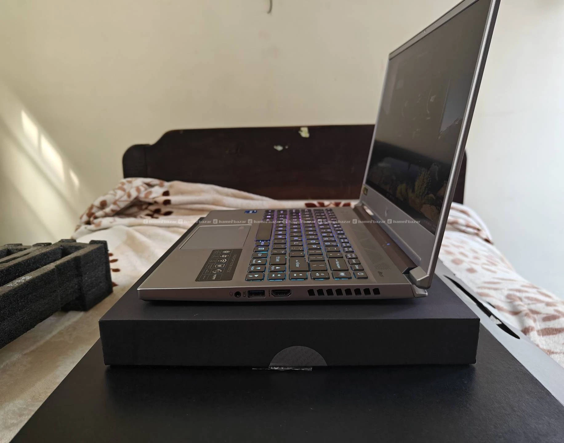 Acer Predator Triton 300 se 6