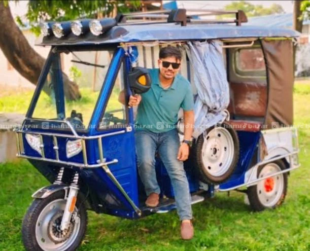 City Safari Electric Rickshaw