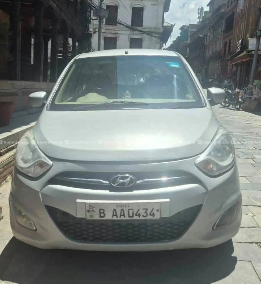Hyundai i10 2008 model 
9818846575 or 9768397661
