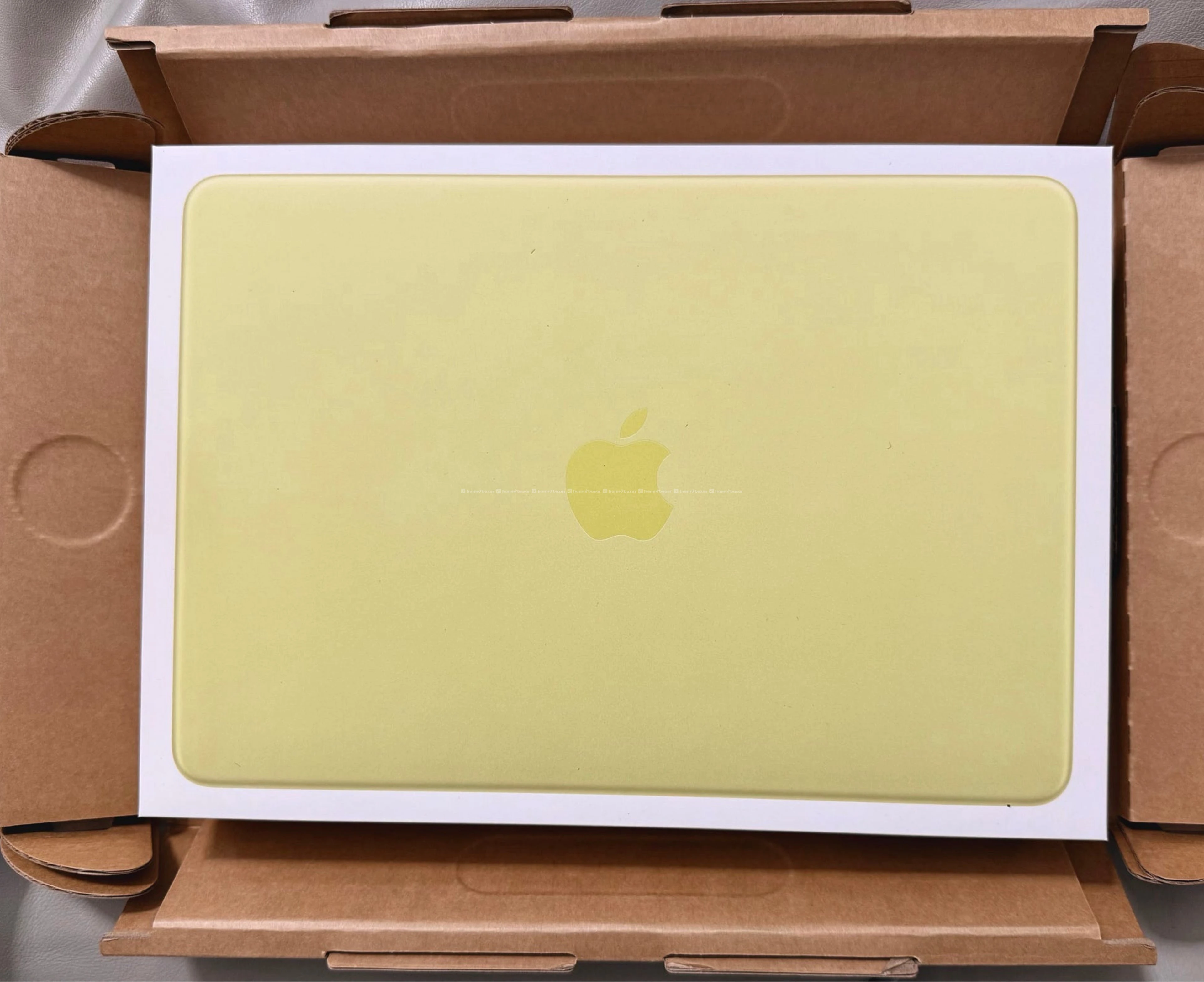 Macbook Neo urgent sale