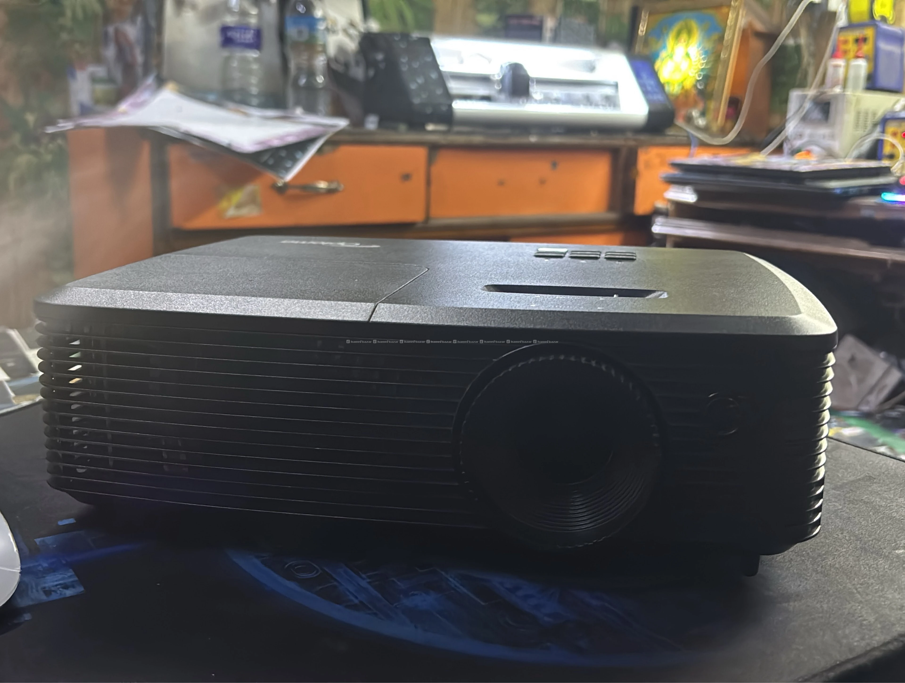 Benq projector on hire.( per day rental). 4
