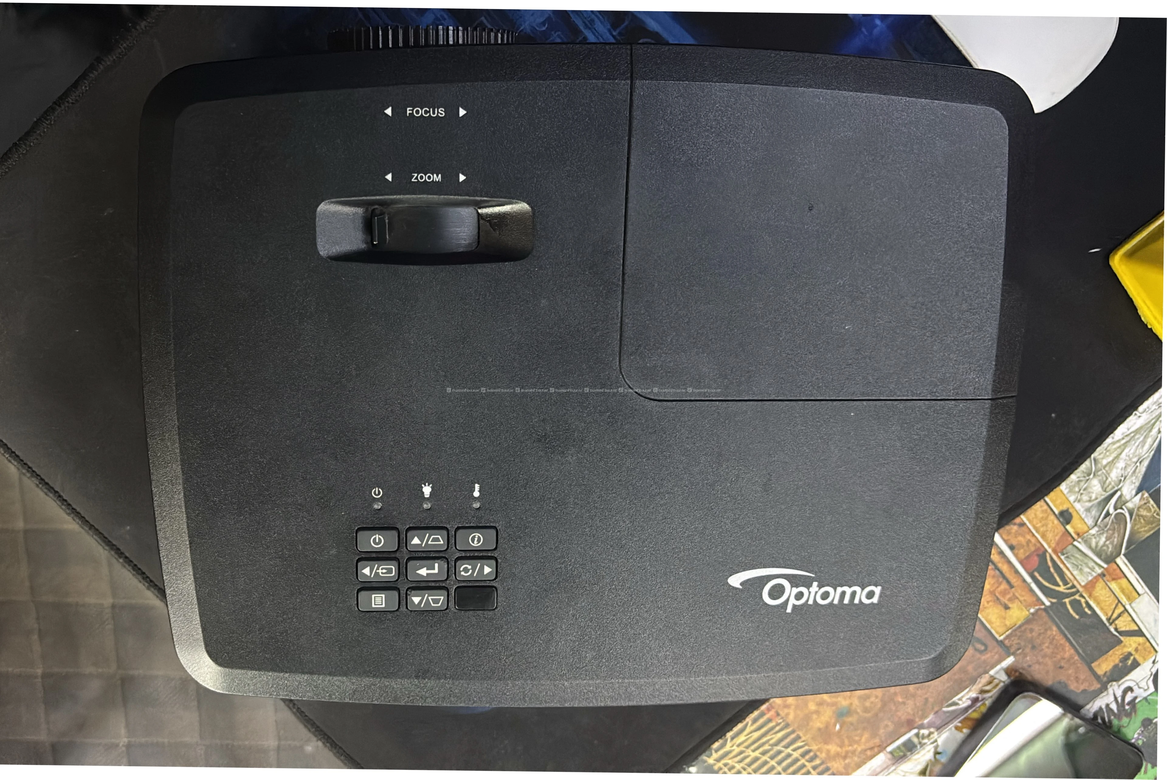 Benq projector on hire.( per day rental).