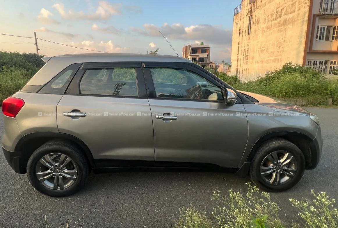 Brezza 2017 ko 
2399000
