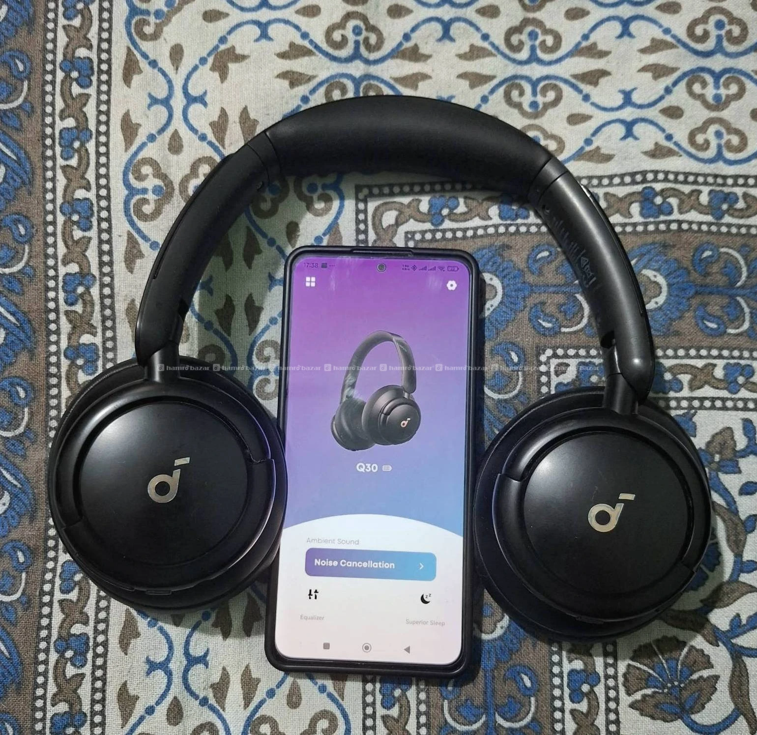 Soundcore q30