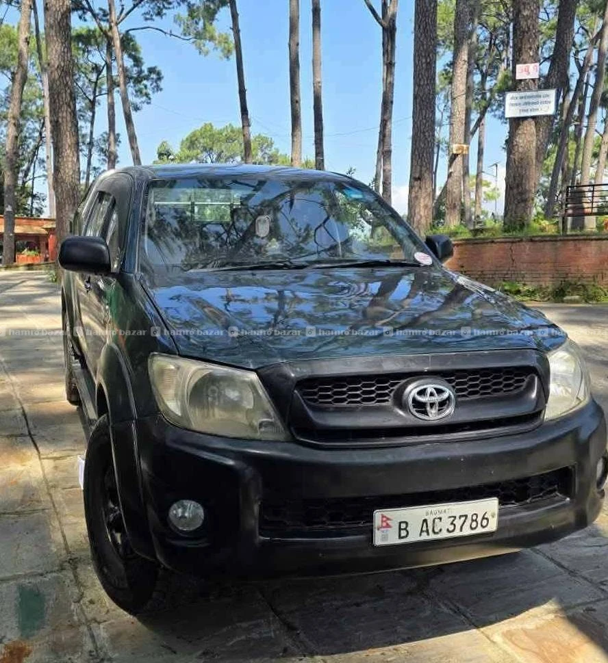 Toyota Hilux 2009 model
9818846575 or 9768397661 2
