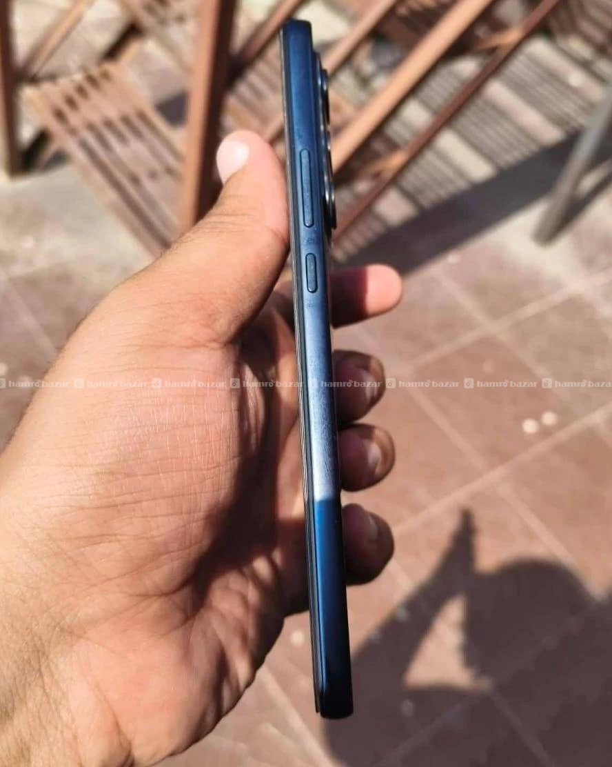Moto Edge 30 5g (6+6/128) 7