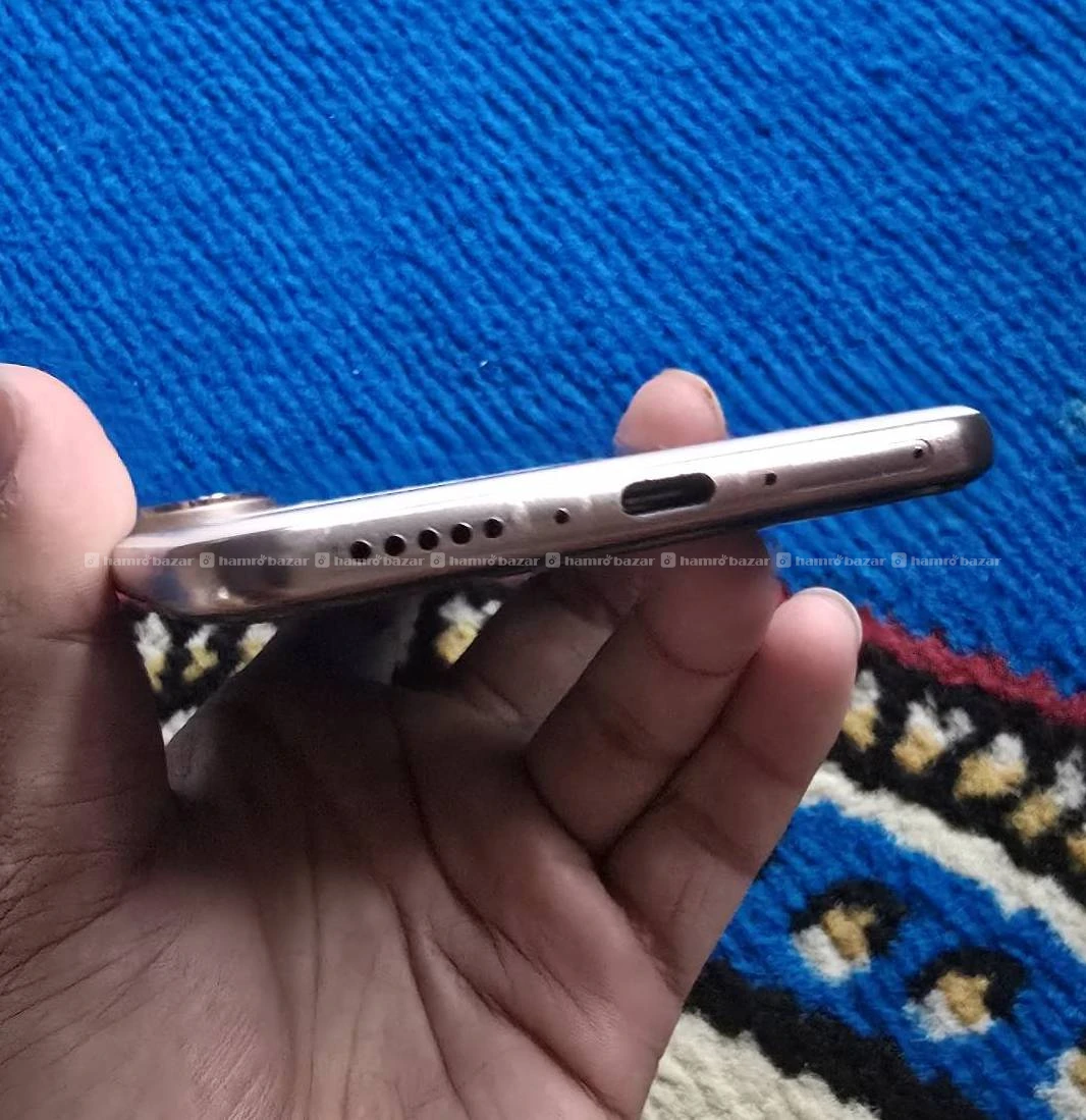 Vivo v60 4