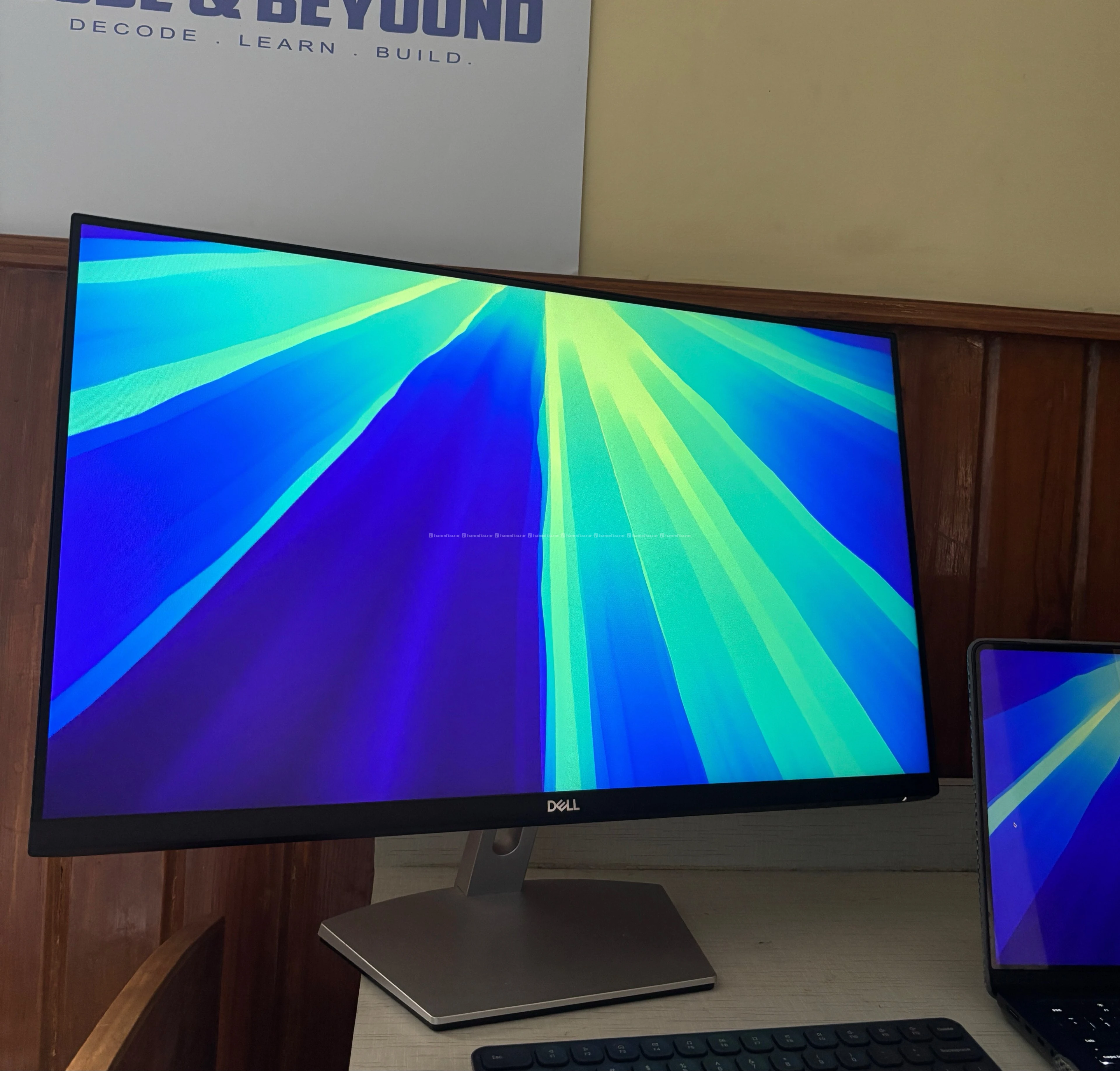 Dell 27 inch Monitor with box