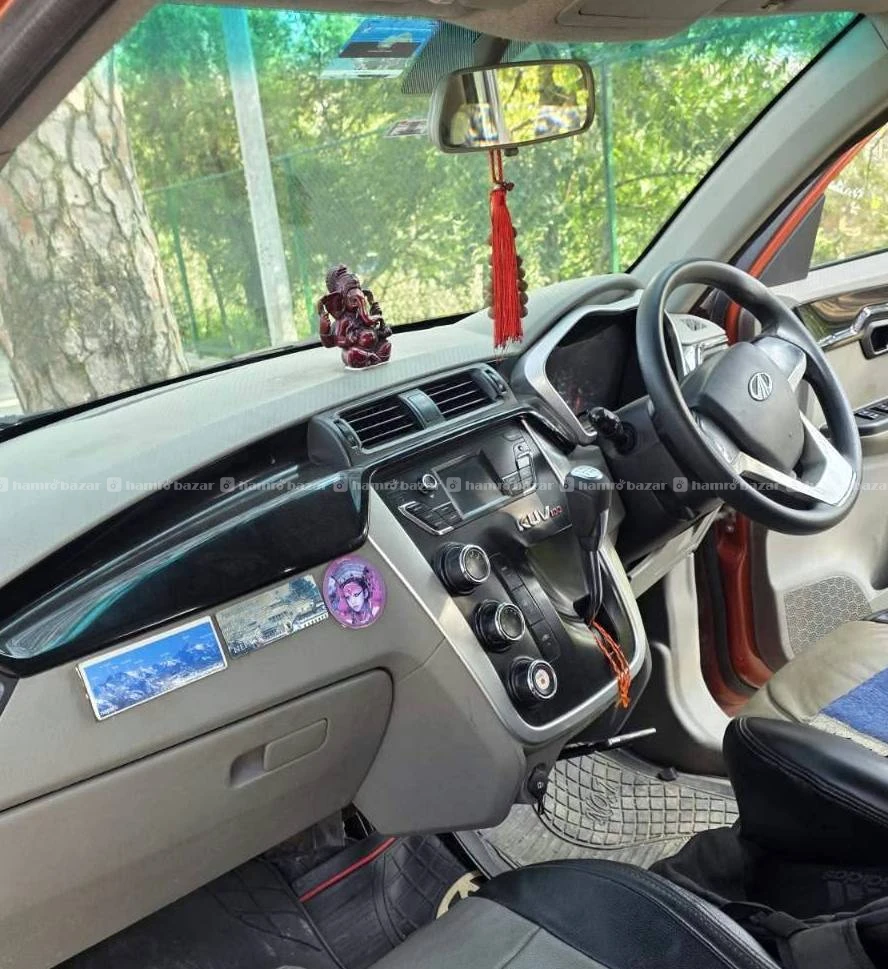 Mahindra kuv100 k6 2016 model 
9818846575