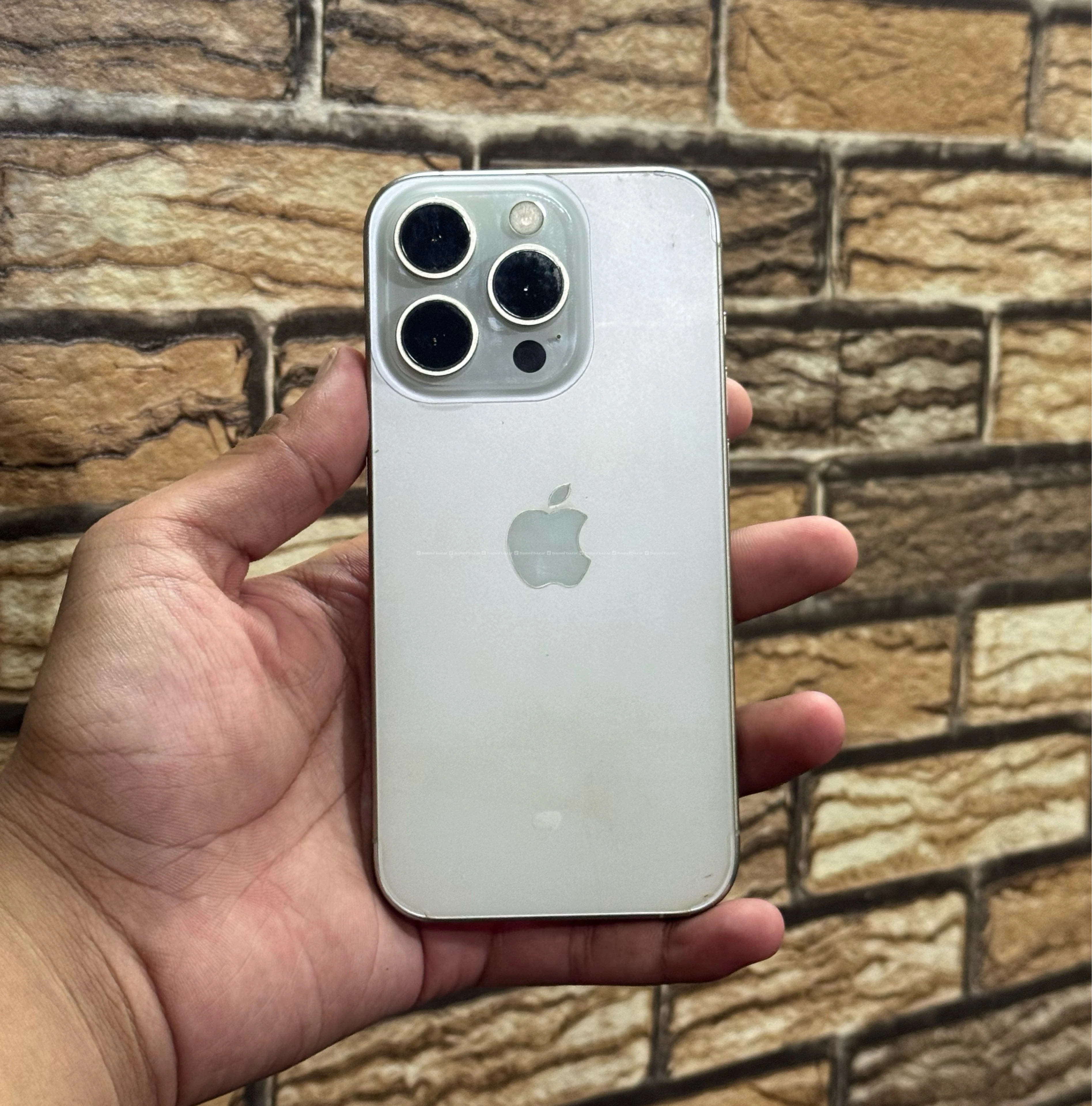 Iphone 15 pro 256gb 89% dual physical sim on sell!