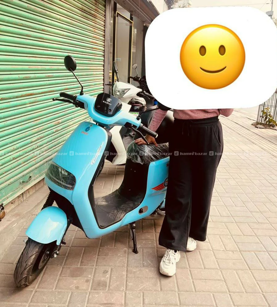 Eletric moped ( n9 curve )
Brand : Sarathi 2