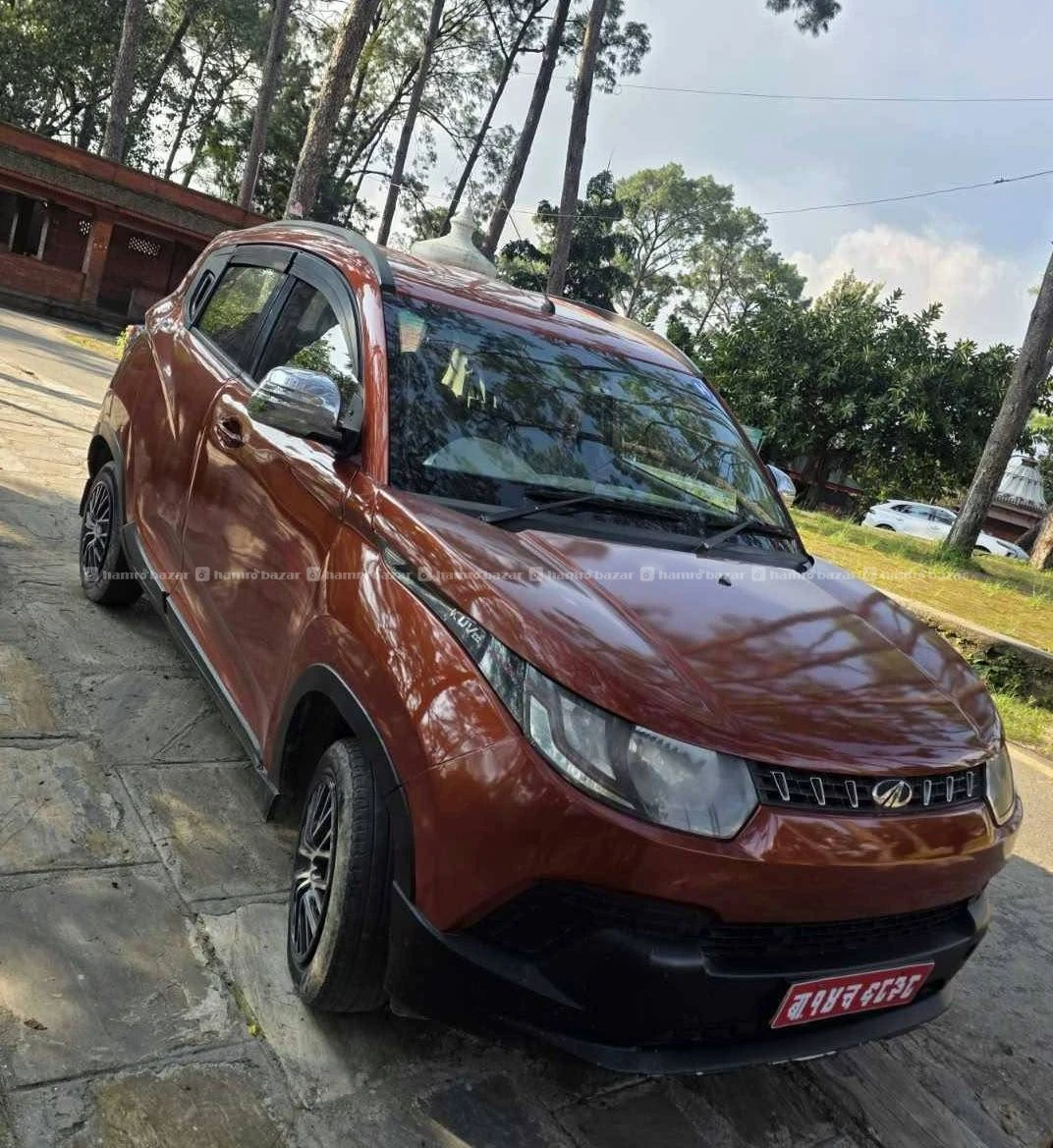 Mahindra kuv100 k6 2016 model
9818846575 2