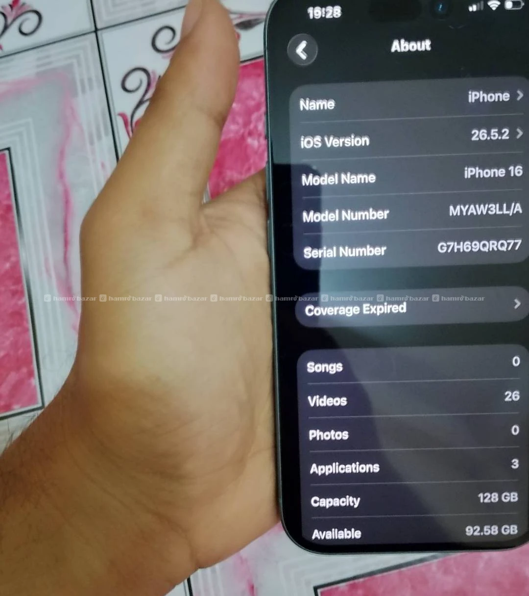 iPhone 16 3