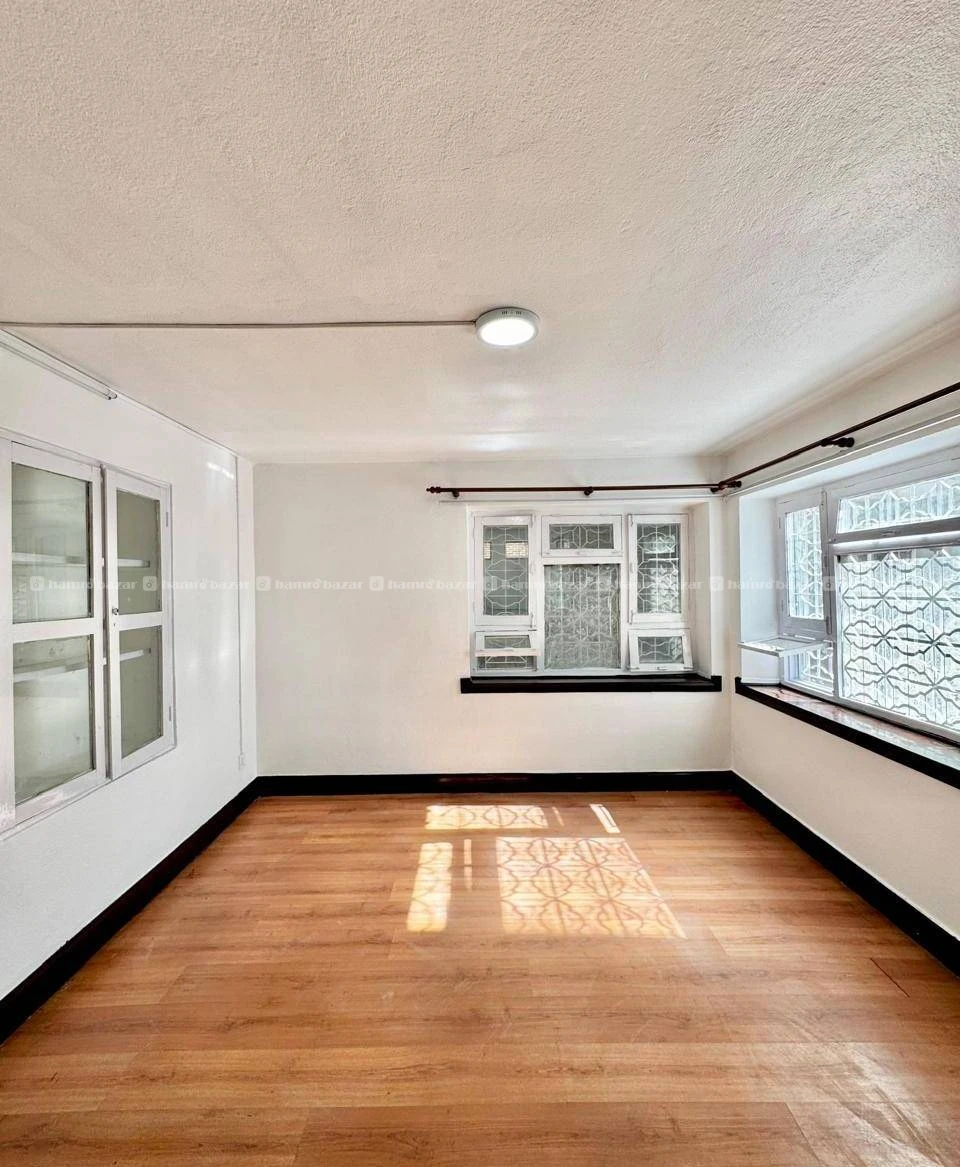 Semi Furnished Flat on rent at Jhamsikhel 6