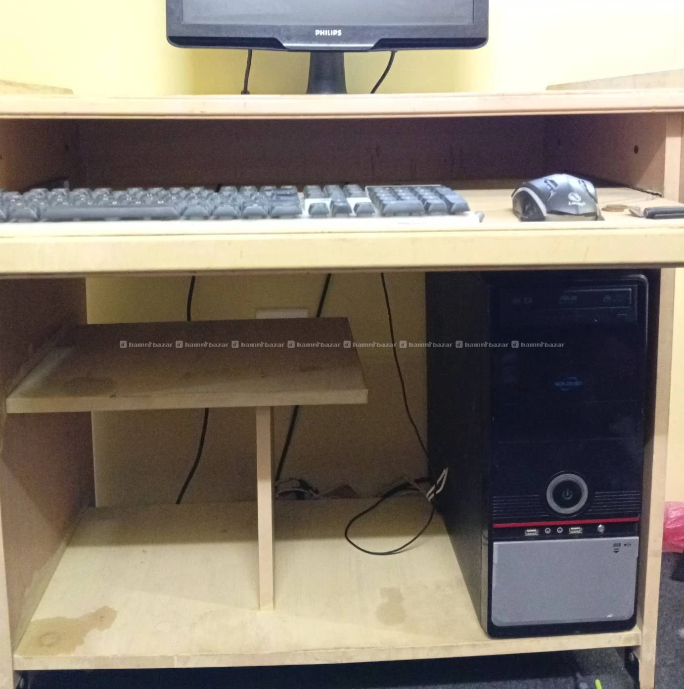 Table + Computer set on Sale!!! 2