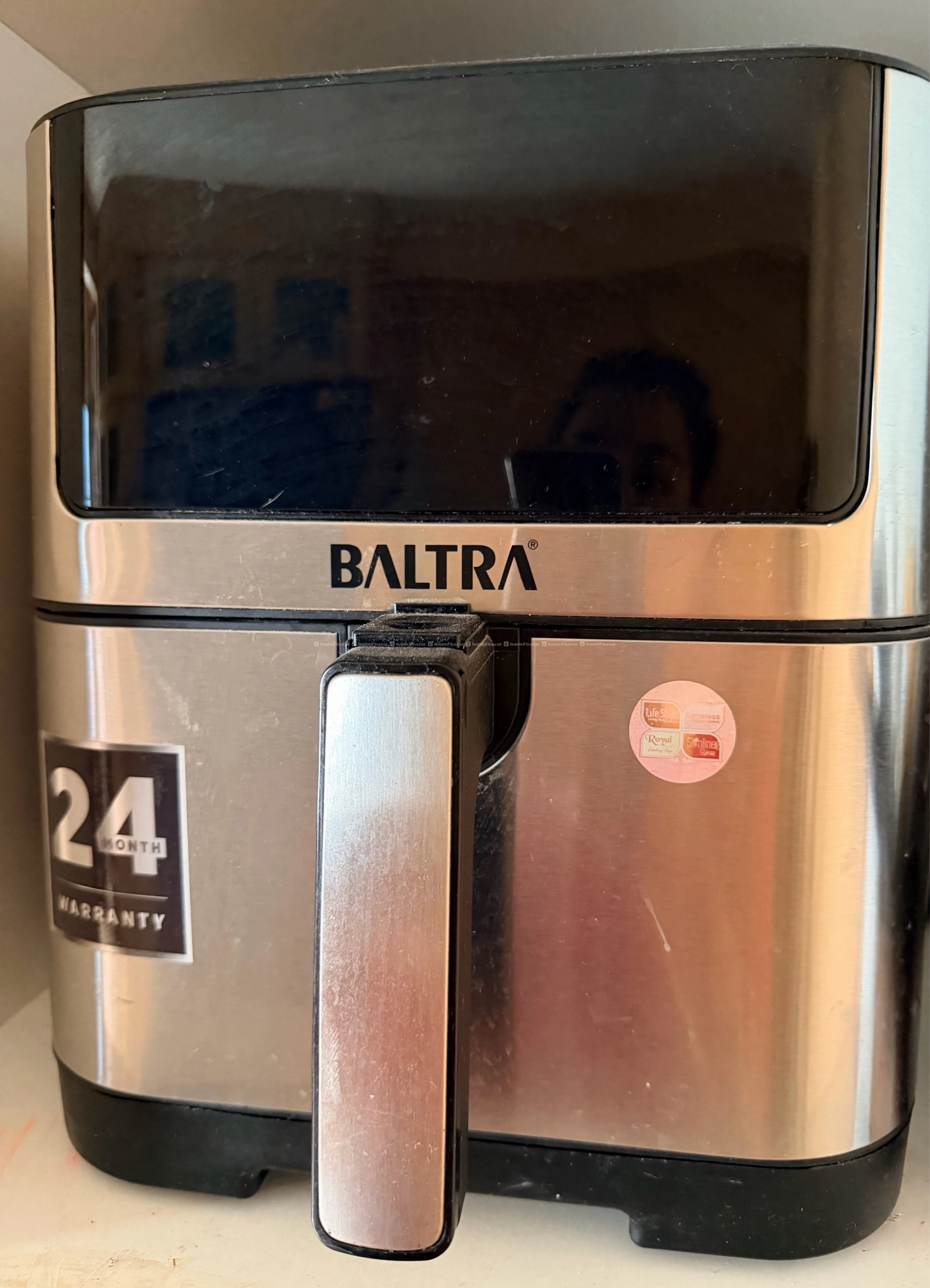 Baltra Air Fryer BAF 106 8L capacity