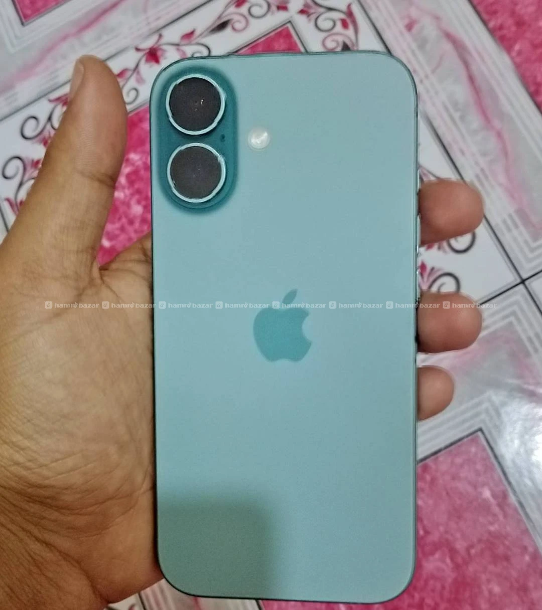 iPhone 16
